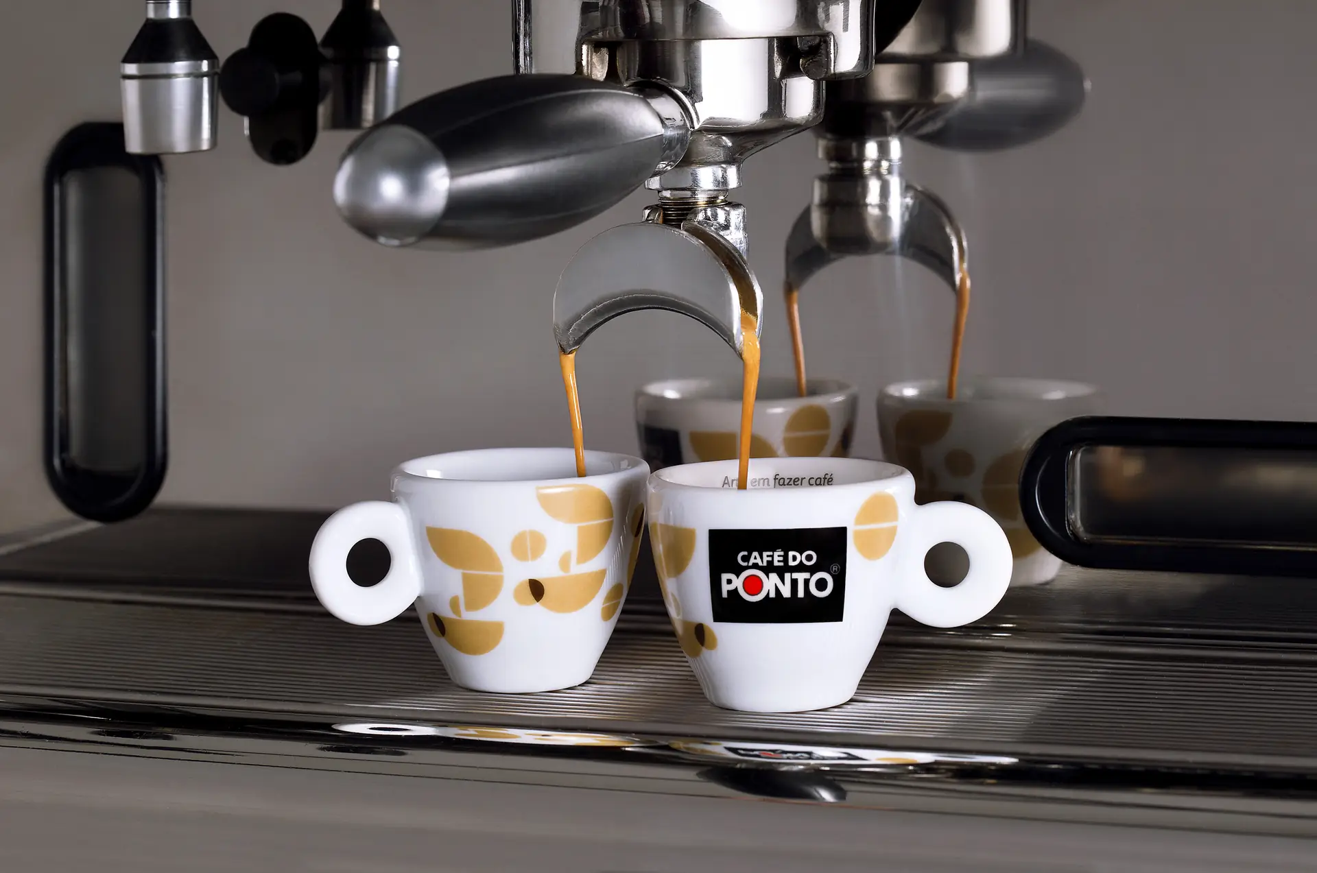 Máquina de espresso Café do Ponto